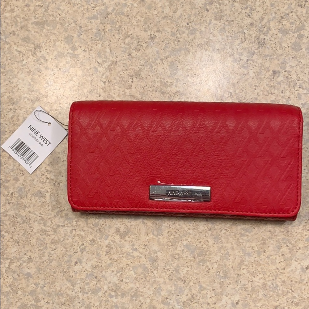 Nine West wallet